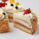 Cream cake round fruit