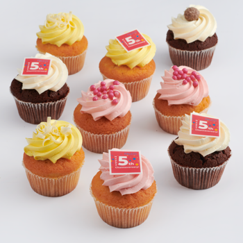 Luxurious photo cupcakes