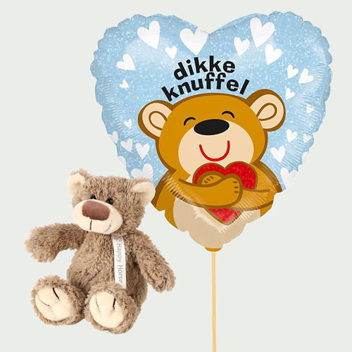 Dikke knuffel met beer