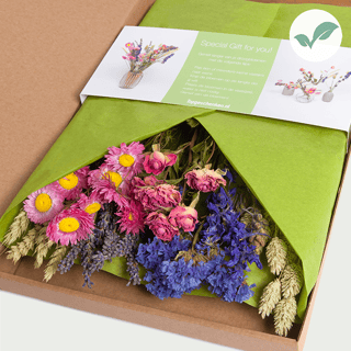 Droogbloemen Brievenbus