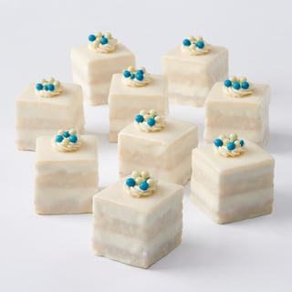 Geboorte petit fours jongen