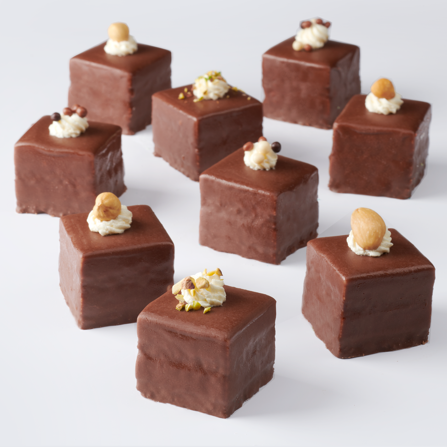 Chocolade petit fours - 9 stuks  - Taart bestellen en bezorgen - Toptaarten